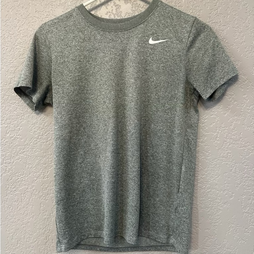 Nike Gray T-Shirt